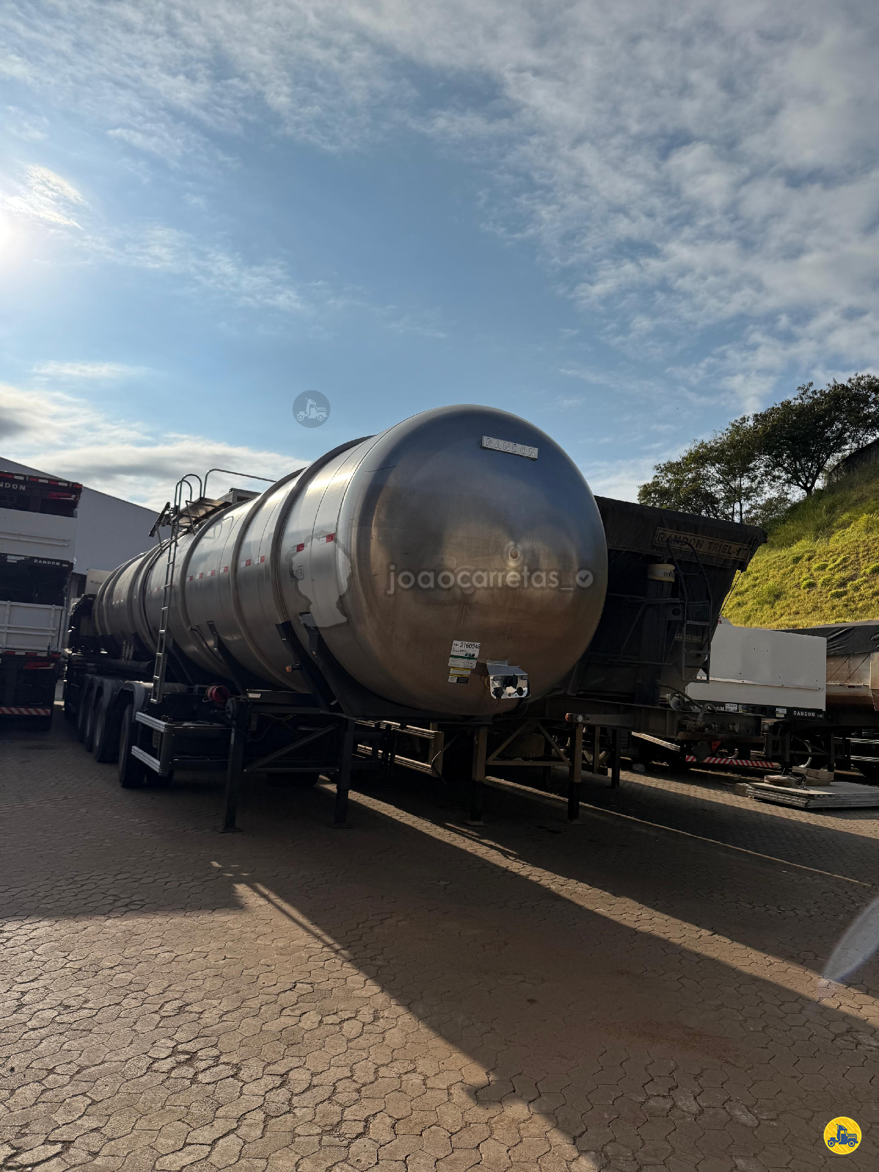 CARRETA SEMI-REBOQUE TANQUE INOX João Carretas BELO HORIZONTE MINAS GERAIS MG